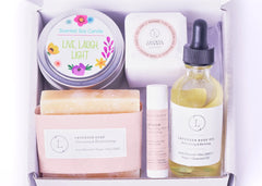 Unwind Lavender  Gift set - Live, Laugh, Light - UGP